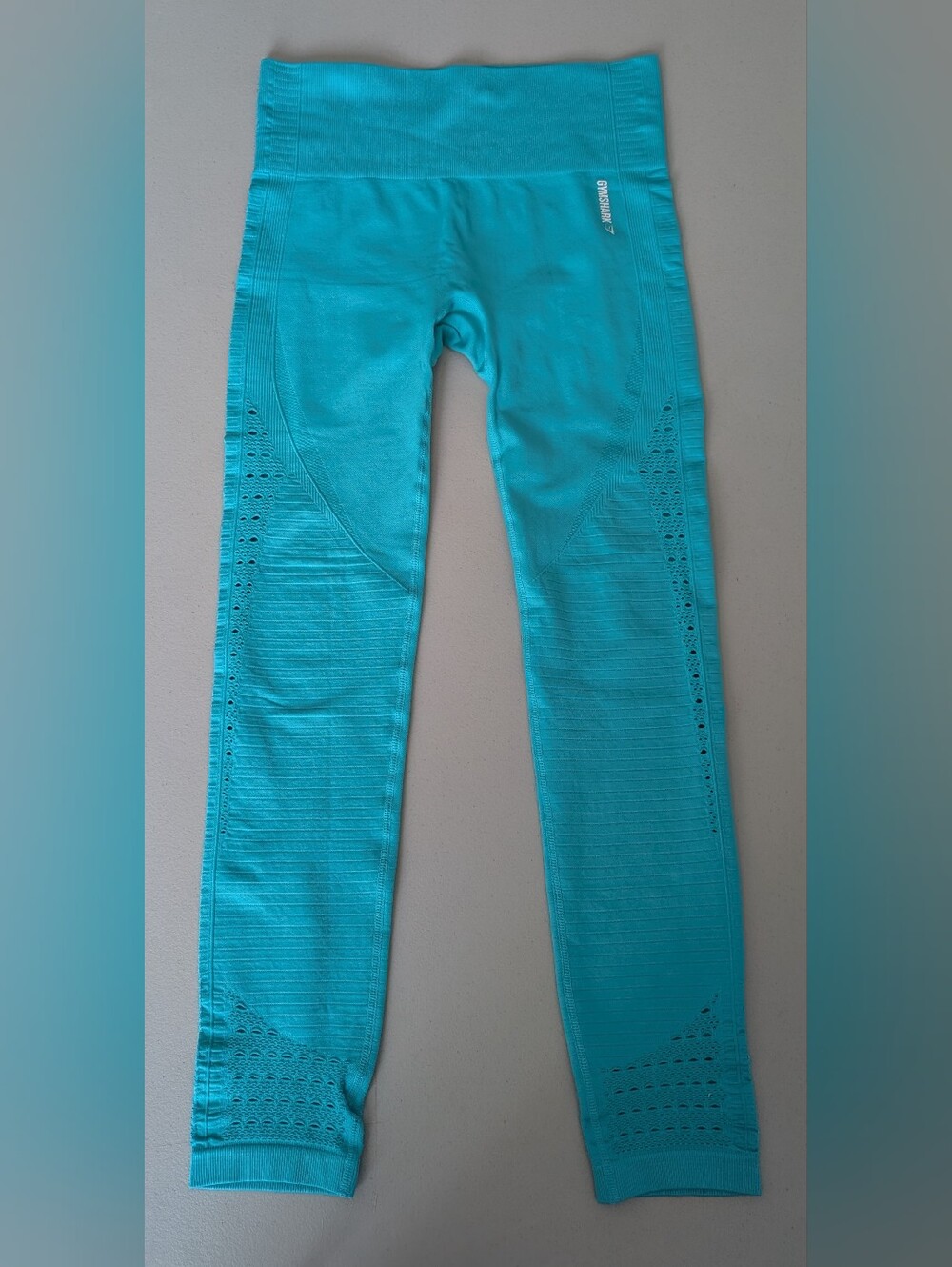 Gymshark turquoise leggings, large